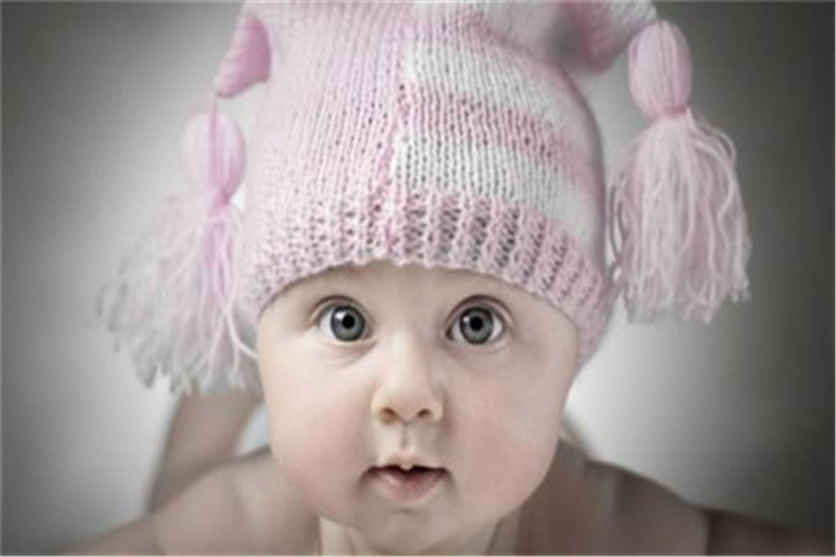 宝宝冬季要保暖 各式帽子来帮忙