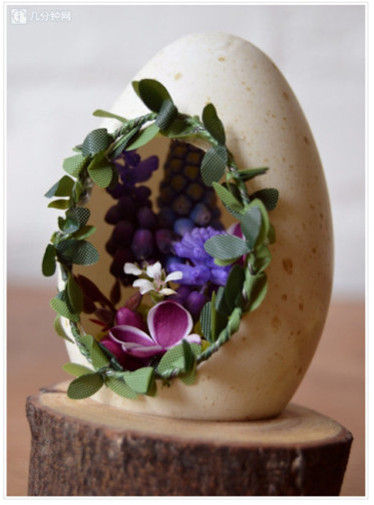 鸡蛋壳也有春天！平常我们用过的鸡蛋壳都是扔在垃圾桶，殊不知还有鸡蛋壳工艺品这回事。在鸡蛋上雕塑，因鸡蛋壳非常薄，极易雕刻碎了。鸡蛋壳还可以养小植物呢！