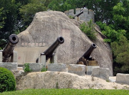 胡里山炮台