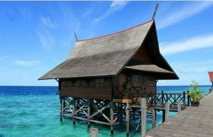 终于找到比马尔代夫性价比更高的旅游圣地啦! 马来西亚的Kapalai水上屋，完全和马代的一样美，价格却只有马代的三分之一，四晚水屋不到五千!亲们，心动没有啊!