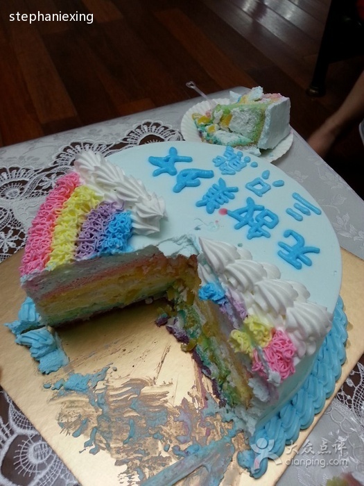 彩虹蛋糕 好吃又养眼