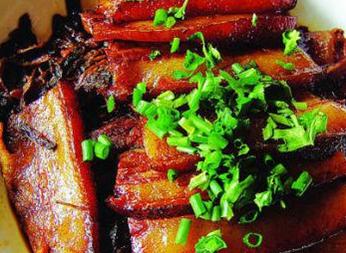 梅菜扣肉的做法推荐