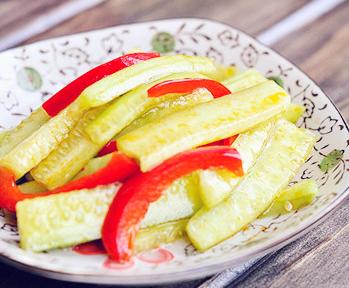 川菜——酸辣黄瓜的做法