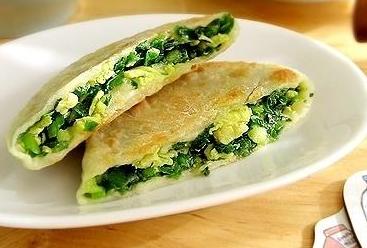 家常菜谱推荐：韭菜鸡蛋盒子的做法