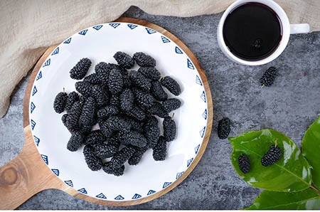 以质量提升和标准引领打造奶粉“旗帜”