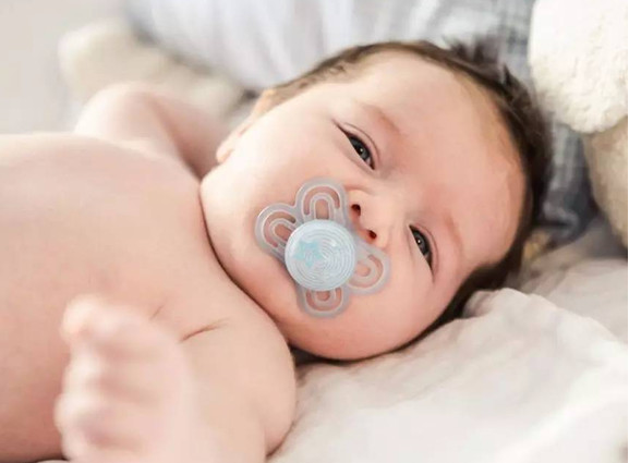 【新生儿安抚奶嘴怎么用】_新生儿安抚奶嘴用