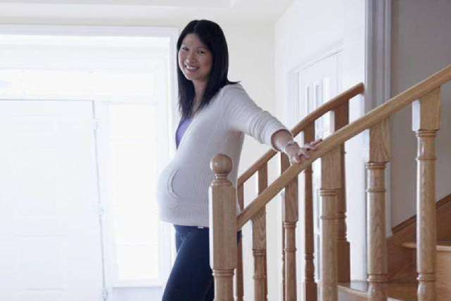 孕晚期胎儿入盆了是啥感觉?肚型有变化,6种表现也不一