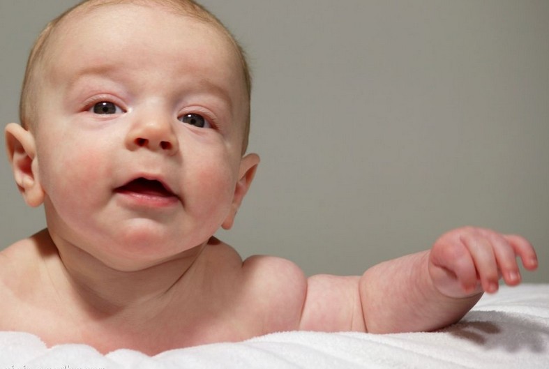 早产儿颅内出血的原因有哪些?