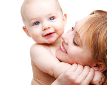 婴儿抚触可帮助治疗疾病