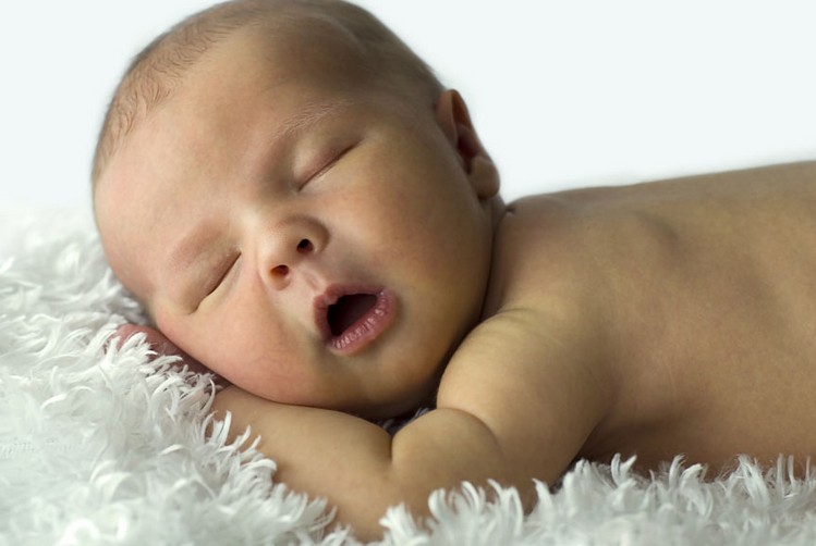 温度和湿度影响宝宝睡眠