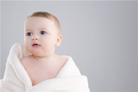 关于宝宝剃胎毛的十个问题