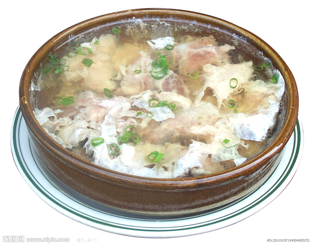 去湿气的汤：三花薏米炒扁豆瘦肉汤