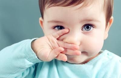 宝宝鼻塞怎么办最简单的处理方法是什么?3