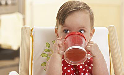 如何预防小儿咳嗽？多吃梨和萝卜可预防小儿咳嗽