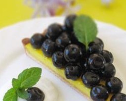 水果甜品：蓝莓小甜点 