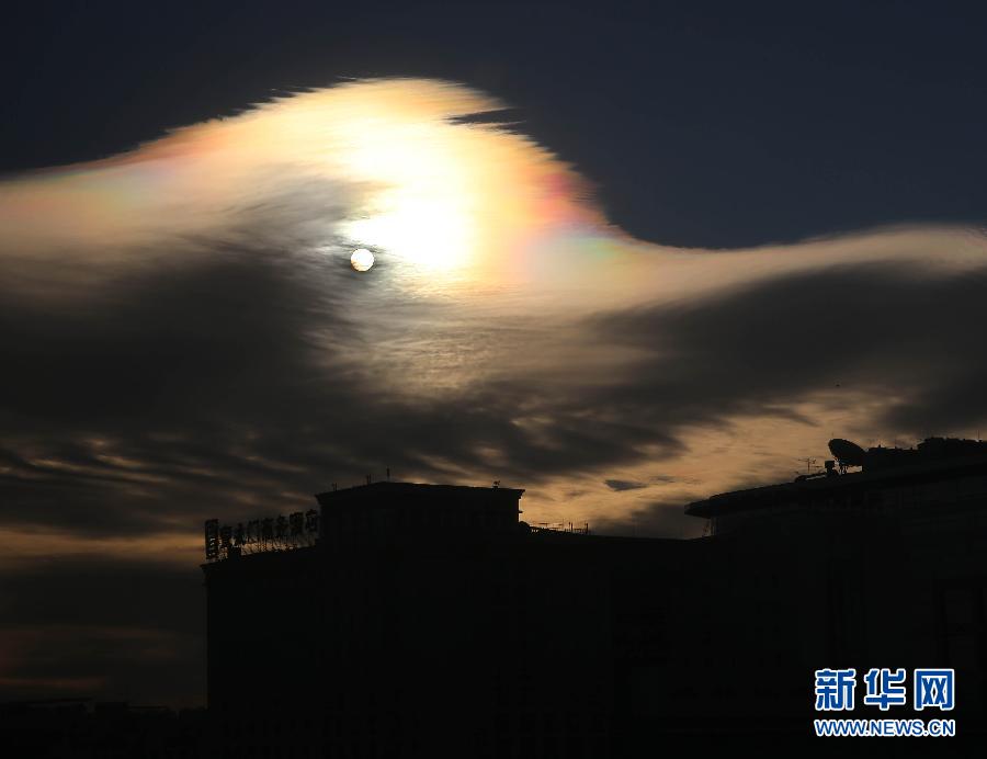 北京上空祥云奇景