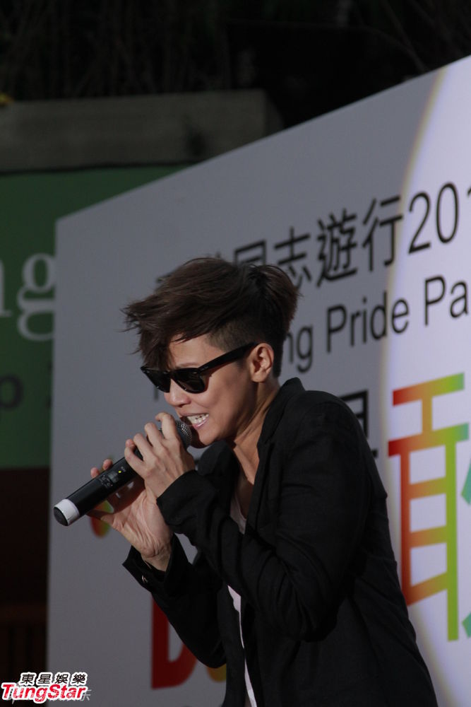 何韵诗宣布出柜 网友好友支持