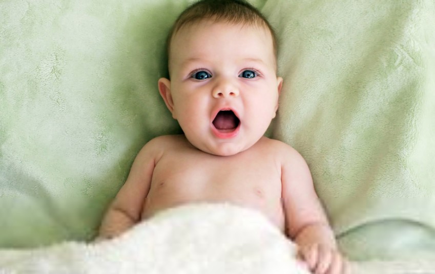宝宝口臭当心是疾病的前兆