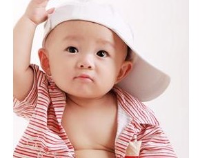 給寶寶補(bǔ)充微量元素鈣的小常識