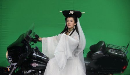 百变大咖秀谢娜白娘子 几分“白娘子”的风范