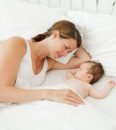 早产儿黄疸的症状有哪些 怎么治疗宝宝黄疸