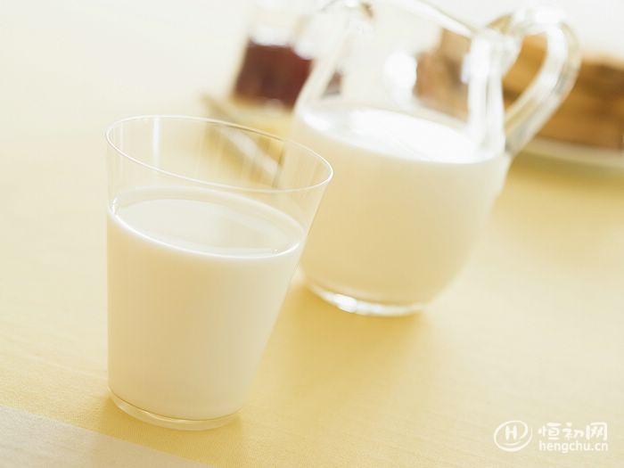 人工喂养牛奶的8大误区