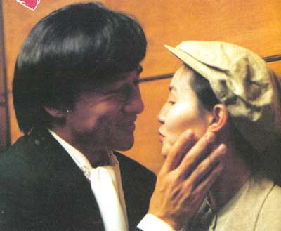 王力宏成龙亲吻 成龙亲过的性感女星大盘点