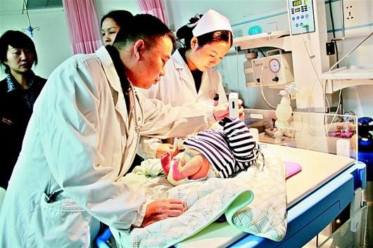 湖北盗婴图文：婚外孽情引发湖北通城盗婴案