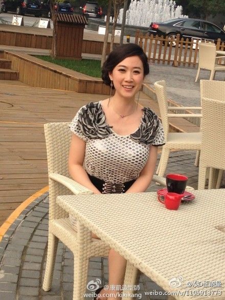 芙蓉姐姐减肥后变励志姐 芙蓉姐姐最新照片曝光