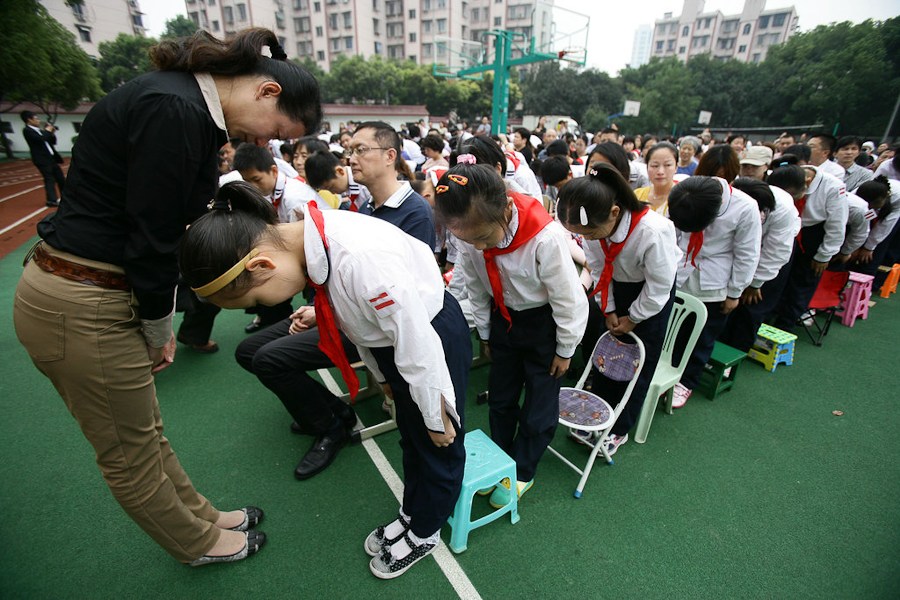 孝德课率先在宁波小学开课，感动数千家长师生!