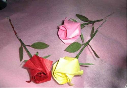 幼儿手工折纸：玫瑰花