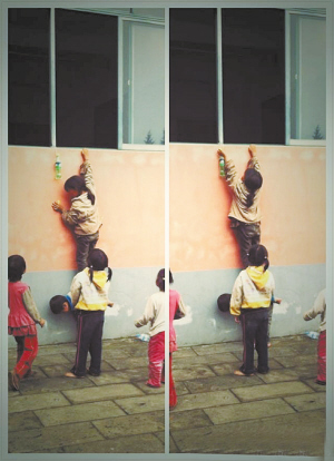 云南交通技师学院学生将空水瓶挂在窗台边戏弄拾荒小孩