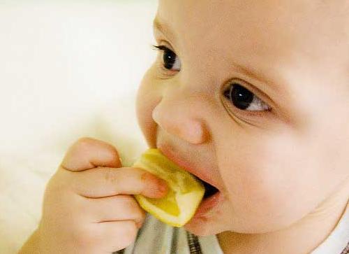 为幼儿合理添加零食可弥补正餐营养不足