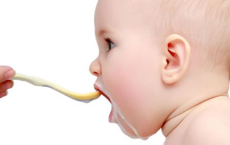 婴幼儿应该如何科学喂养