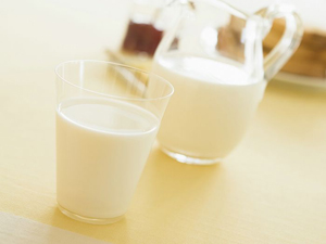 健康养生：这10种人不宜喝牛奶 