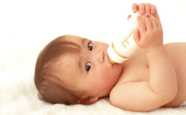 宝宝吃奶粉上火怎么办？ 