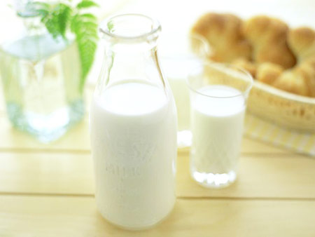 喝什么牛奶能长高？宝宝长高食谱牛奶餐推荐
