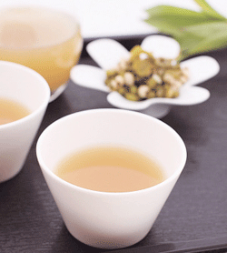 绿豆青茶冰糖茶