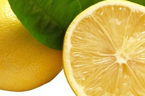 产后瘦身推荐：柠檬减肥法