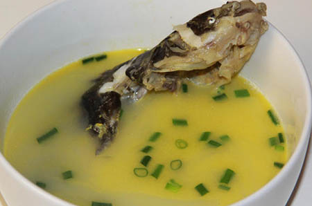 参芪玉米排骨汤的做法4