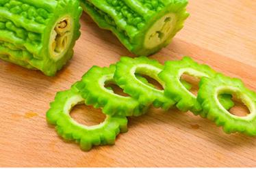 怀孕初期可以多吃绿色蔬菜－菠菜