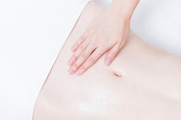 怎么治疗新生儿打嗝4