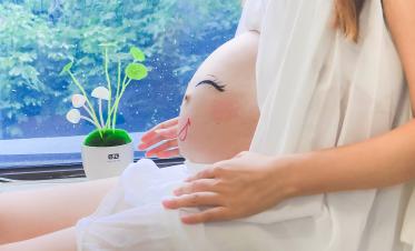 生男孩的肚子形状图片3
