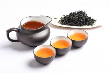 胎教故事大全每天一个：花瓶和茶壶2