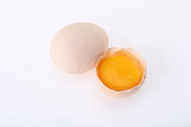 蛋清打发的奶油可以直接吃吗 蛋清打发的奶油可以直接吃吗