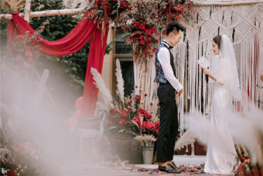 因疫情婚礼推迟怎么发朋友圈2