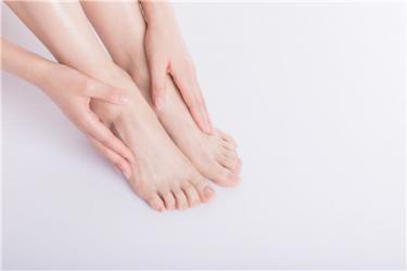 达克宁治脚气有用吗2