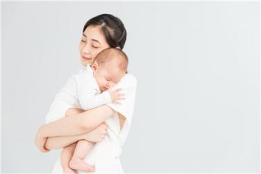 如何知道宝宝是否中暑3