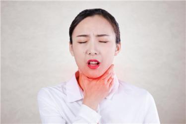 吹空调喉咙痛什么原因