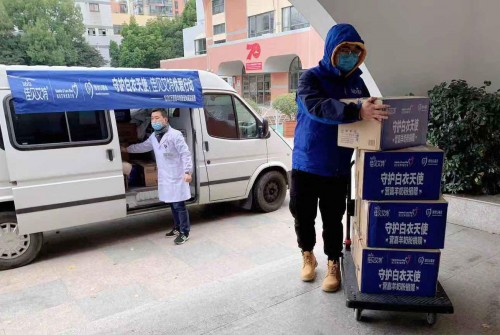 佳貝艾特優愛行動致敬抗疫天使 1000萬營嘉全國定向醫院捐贈